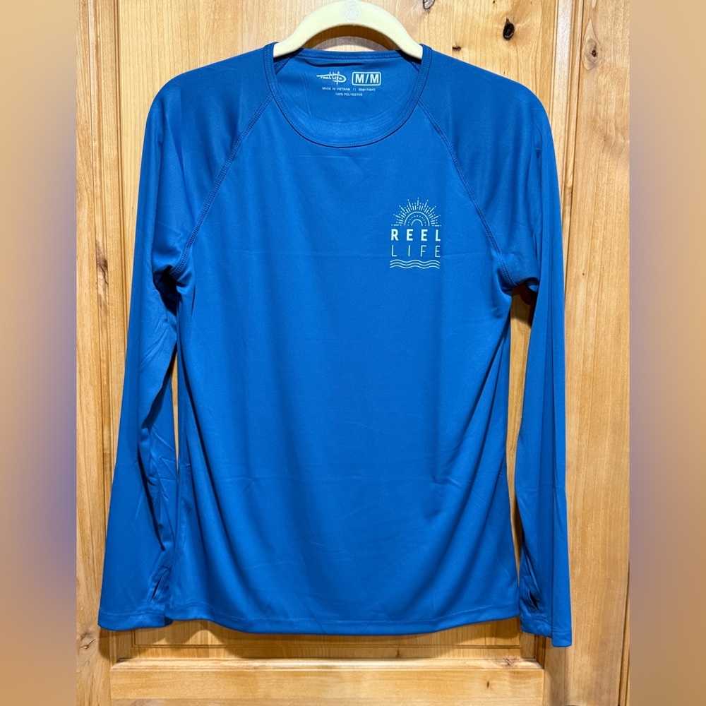 Women’s Reel Life Jax Beach Long Sleeve UV50 T-Shirt size Medium color Blue NWT